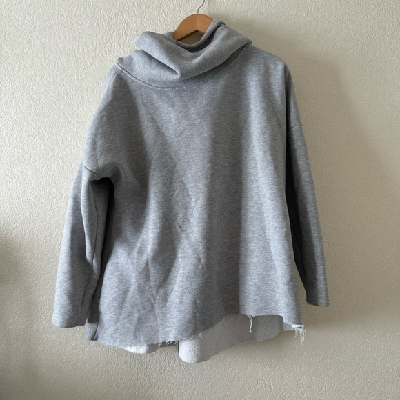 Multi way functional pullover by AWAMA - Picture 4 of 8